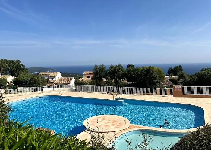 L'horizon Bleu Les Emeraudes Piscine, Parking Privee * La Croix-Valmer